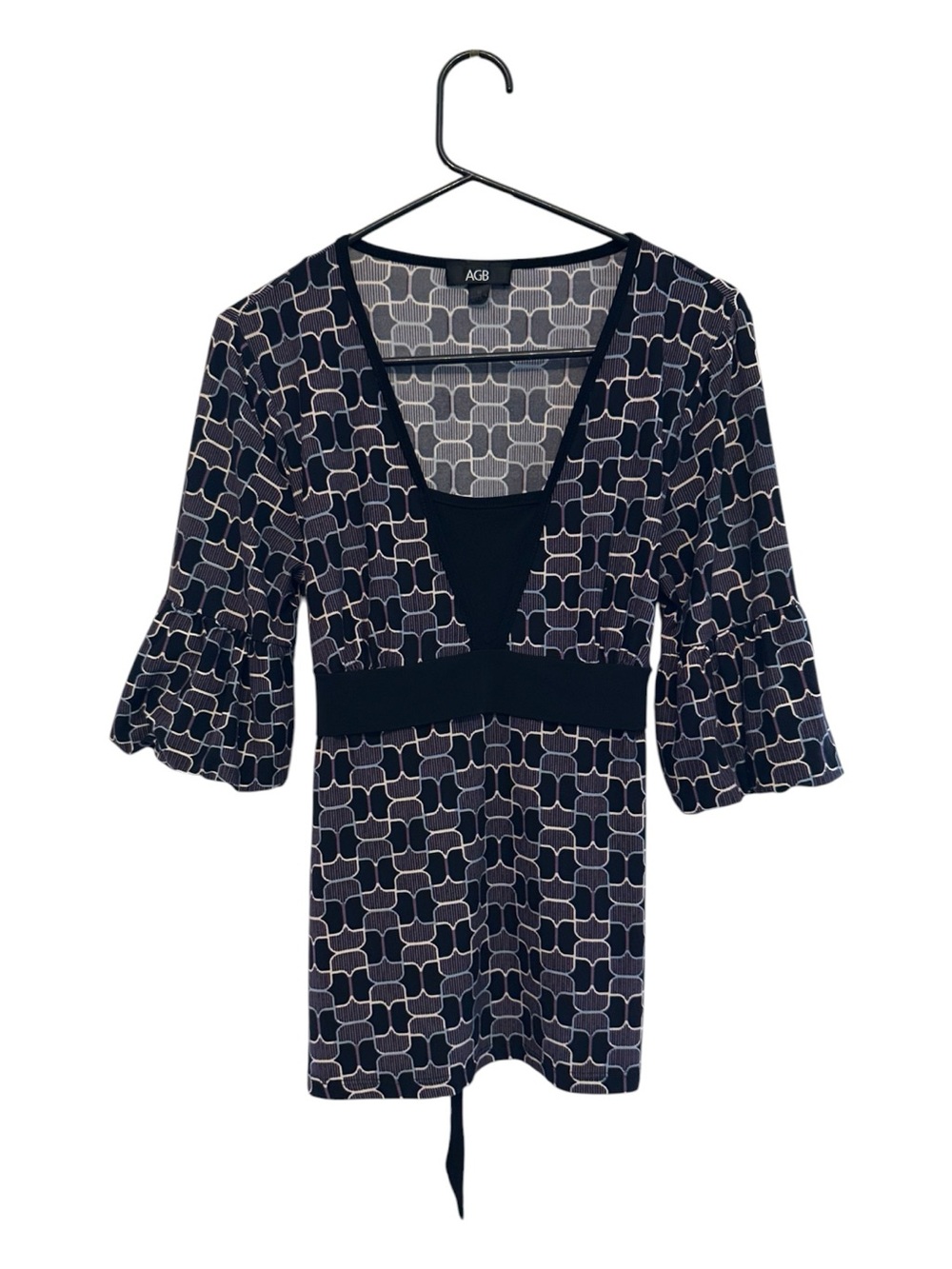 Vintage Y2K AGB Navy and Cream Geometric Scoop-Neck Tie-Back Blouse Size Medium